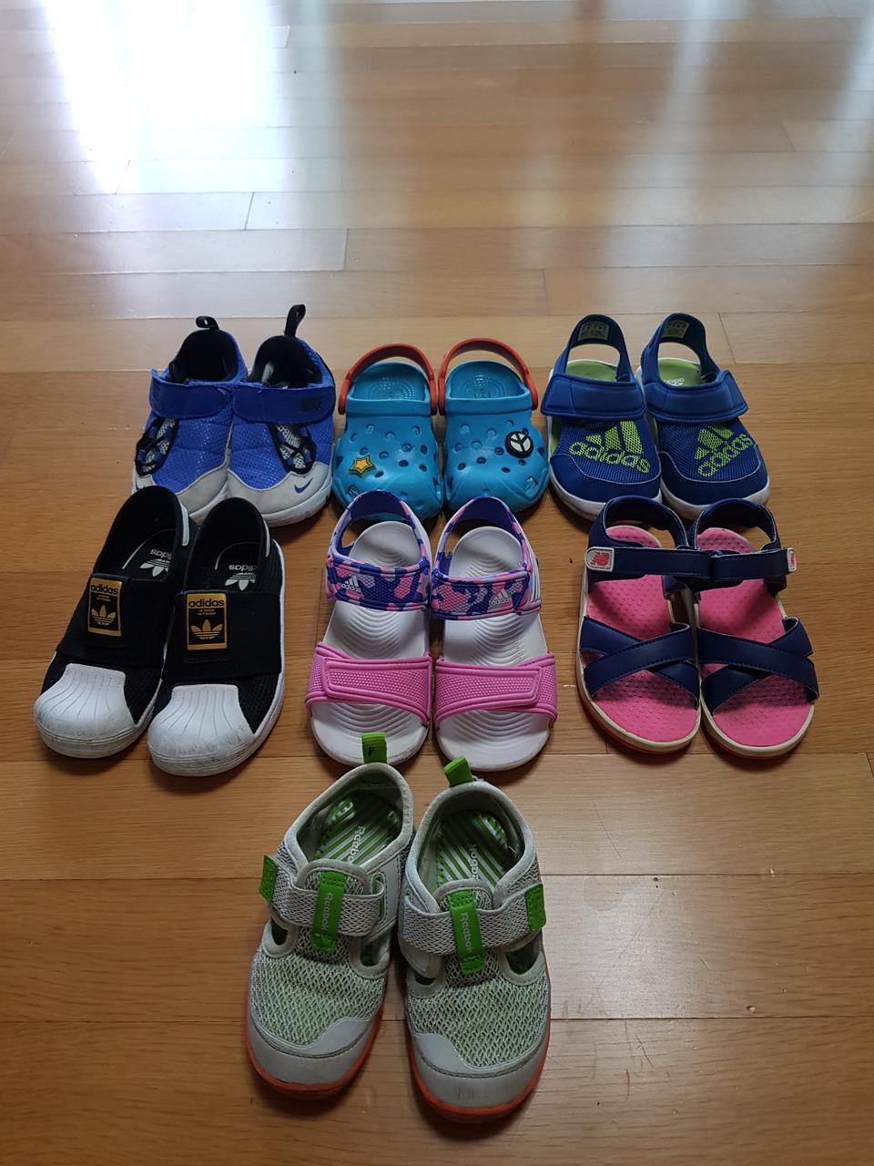 어린이 유아 신발 각각 만원에 정리합니다