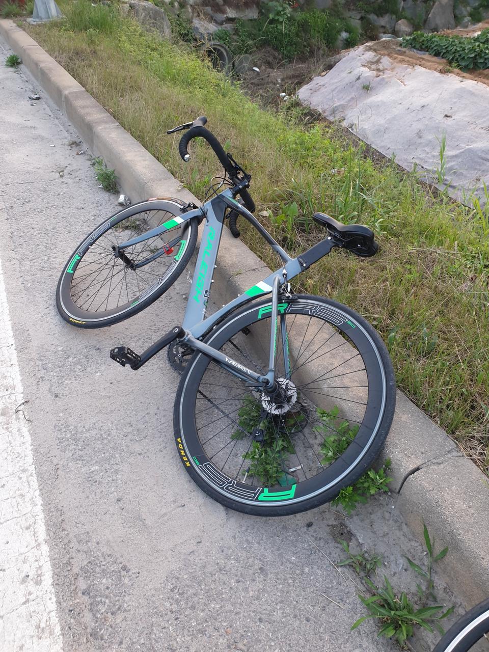 리레이 메리트 1.8 로드