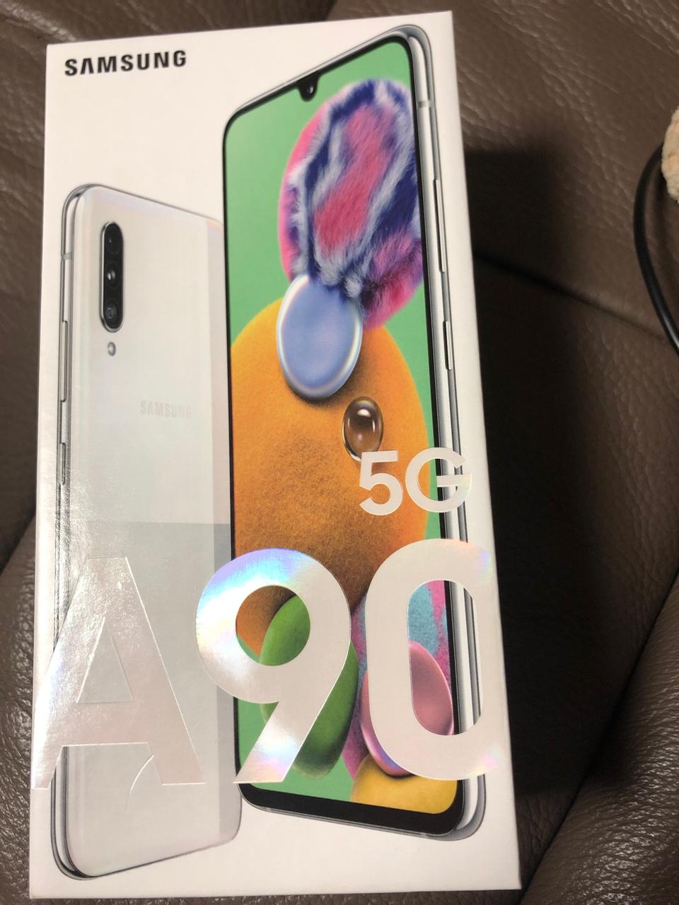 갤럭시 A90 5g 128g 화이트 미개봉