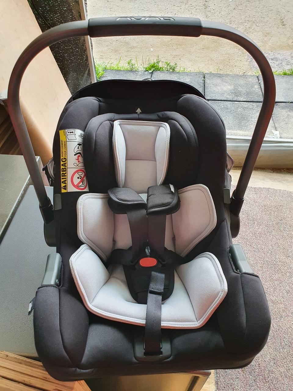 [새상품] 뉴나 피파아이콘 신생아 카시트