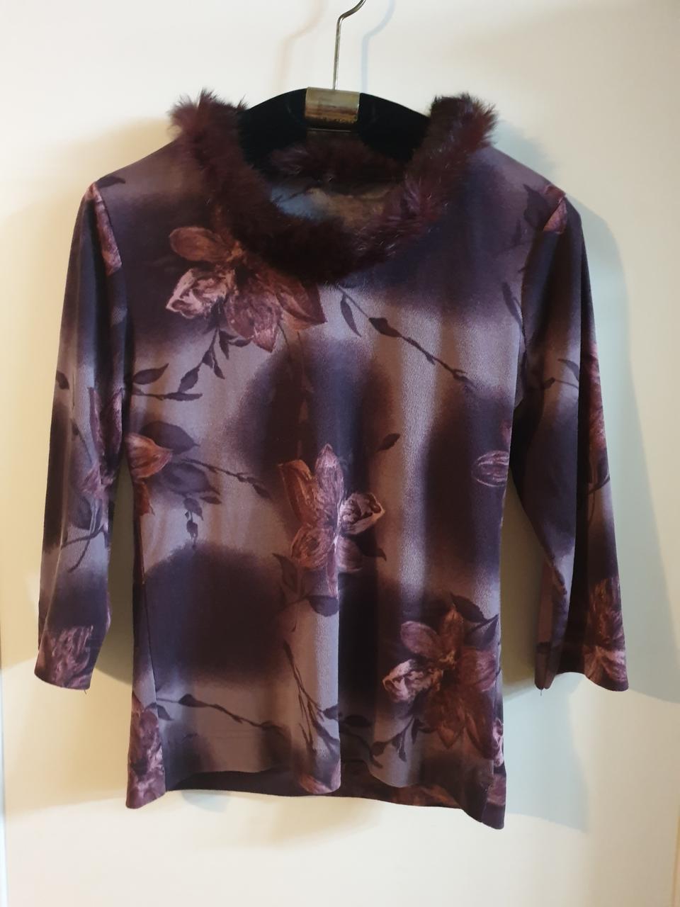 [55~66]플라워 폭스넥 티셔츠