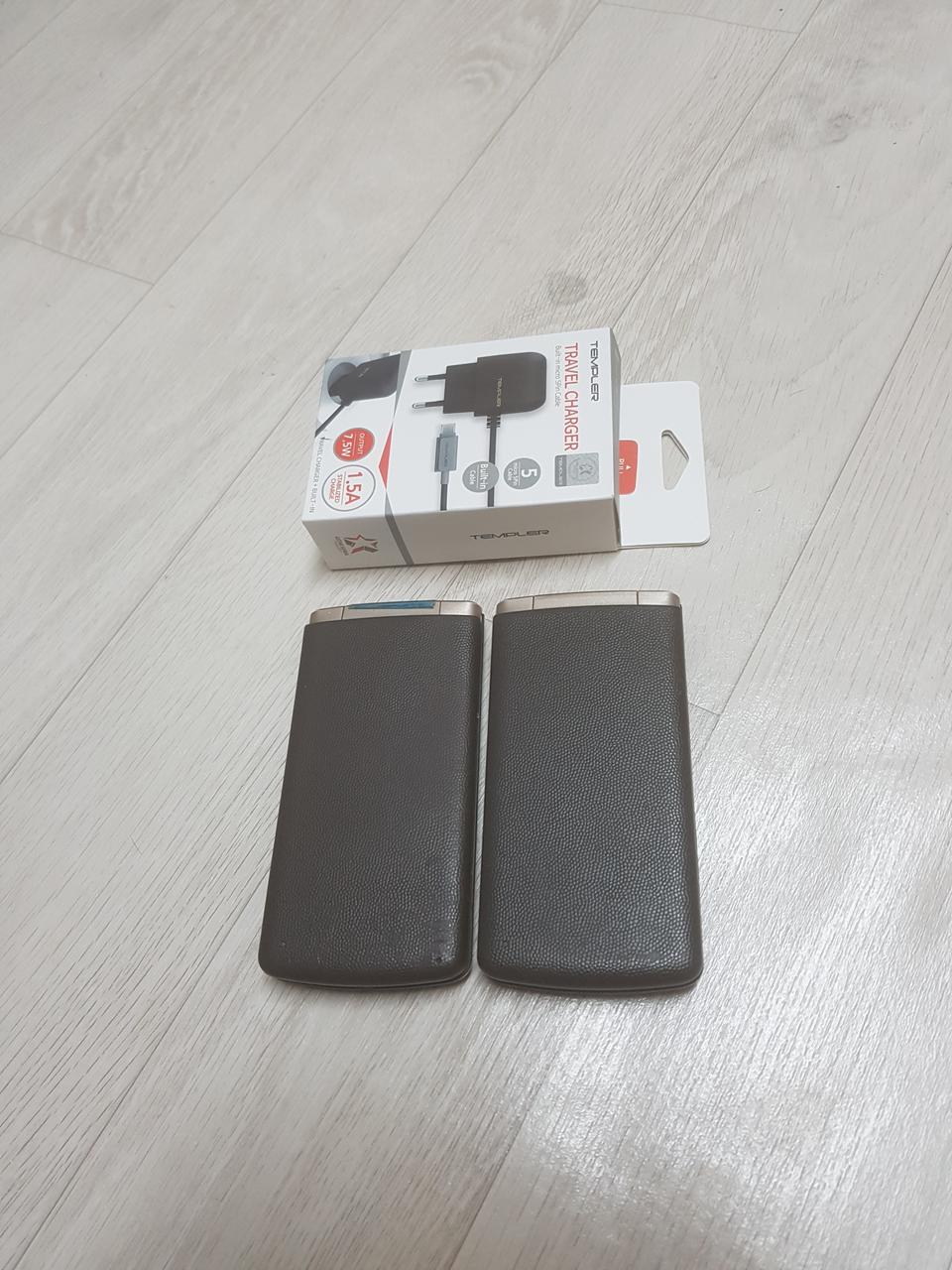 와인스마트 째즈 F610S 4GLTE 스마트폴더폰.