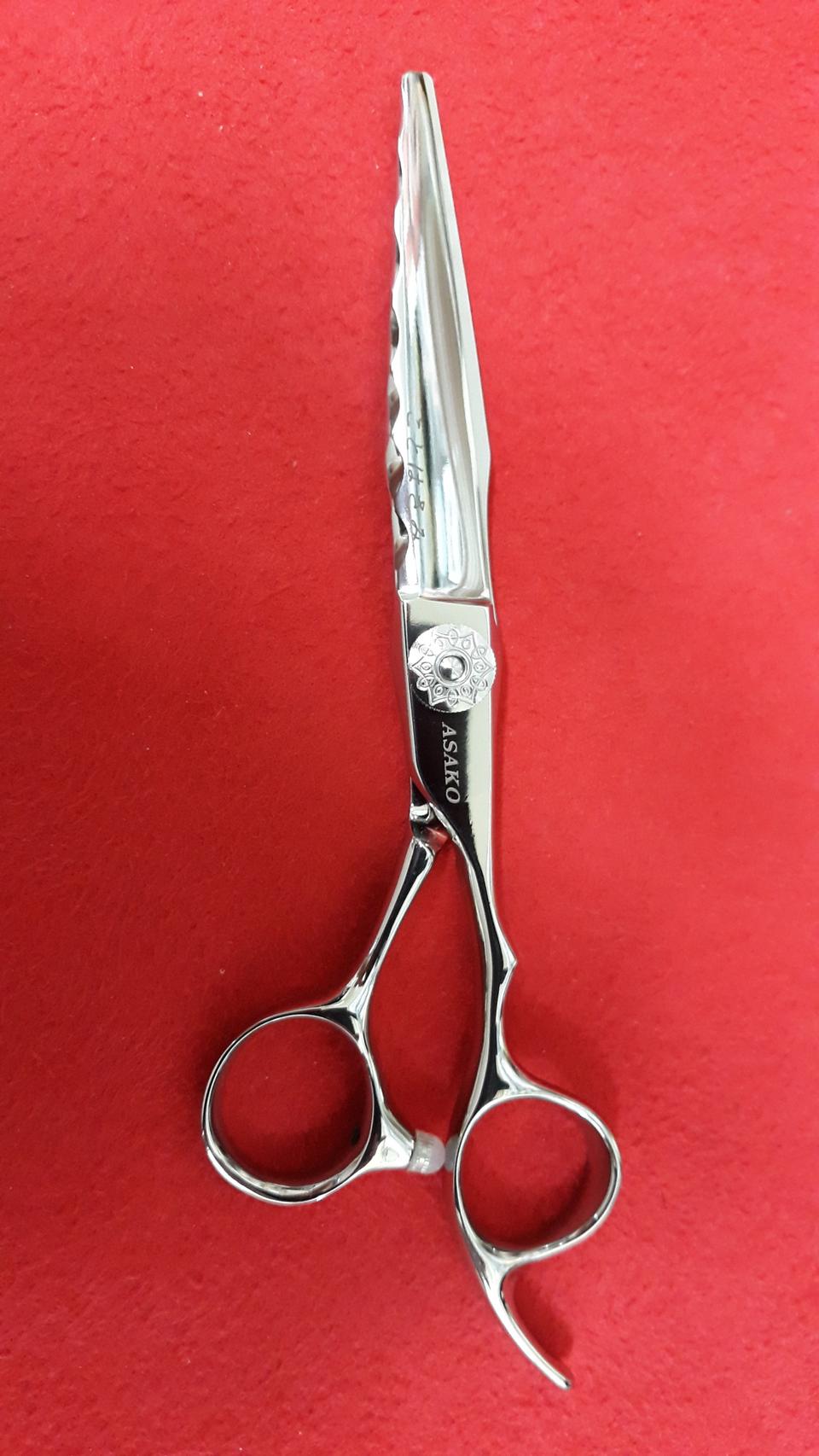 미용가위 5개에70만원 원가이하폐업 새가위 일제V10재질