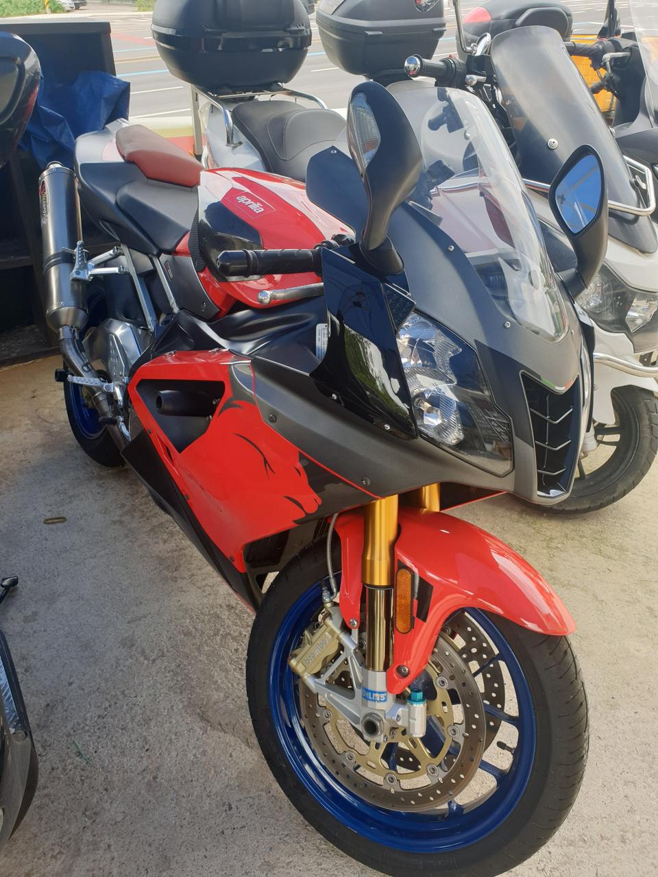 아프릴리아 RSV1000밀레 티맥스대차 가능합니다