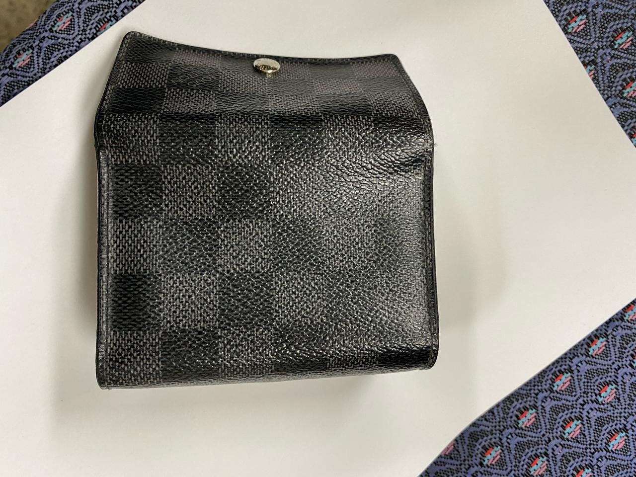 루이비통 키 홀더 판매합니다.