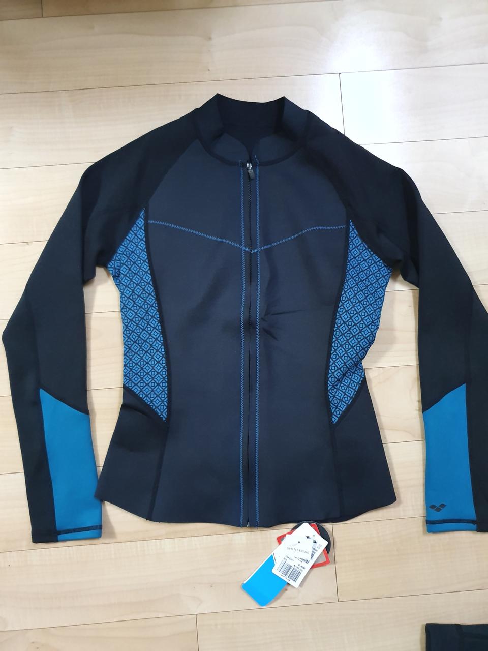 네오플랜 아레나