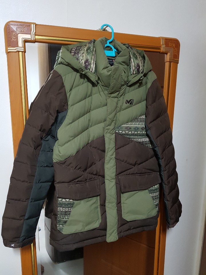 한정판 밀레 경량 패딩 팔아요