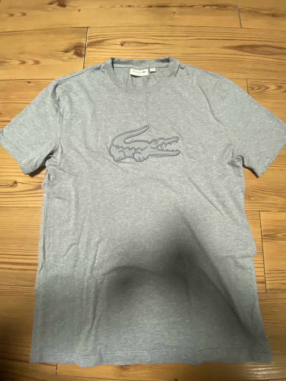 라코스테 반팔 티셔츠 판매합니다