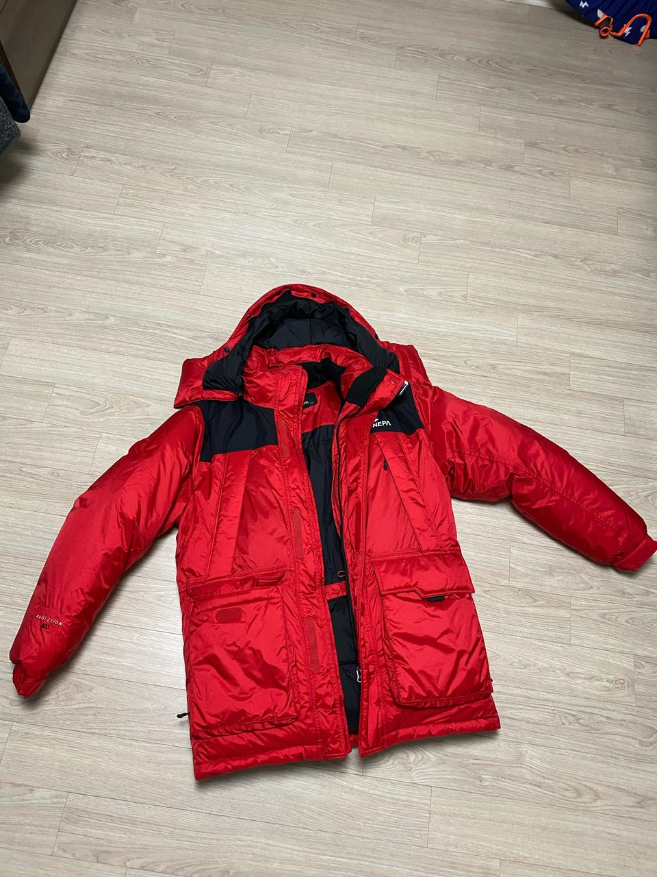 네파 패딩 판매합니다.