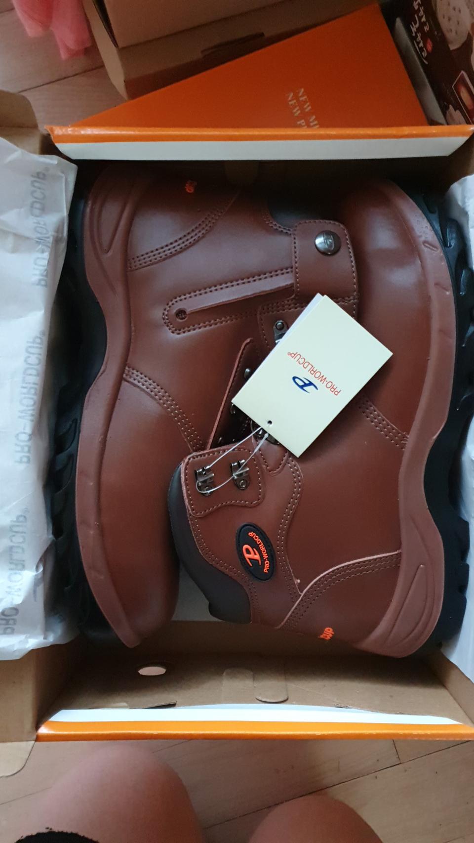 프로월드컵 안전화