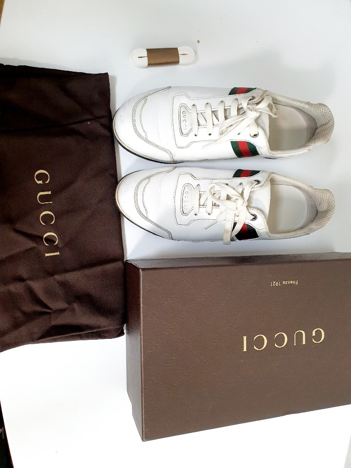 구찌 클래식 삼선 스니커즈  230   36+  