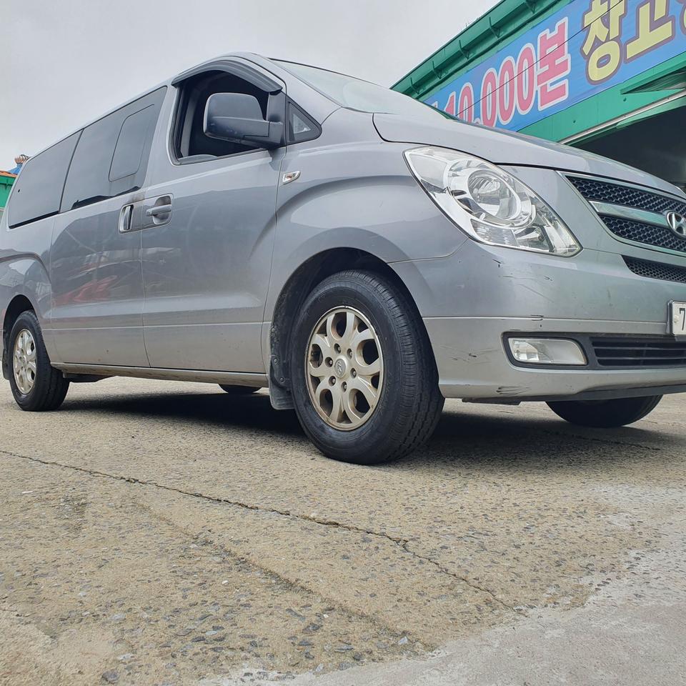 스타렉스 16인치 타이어   215 70 16 6p