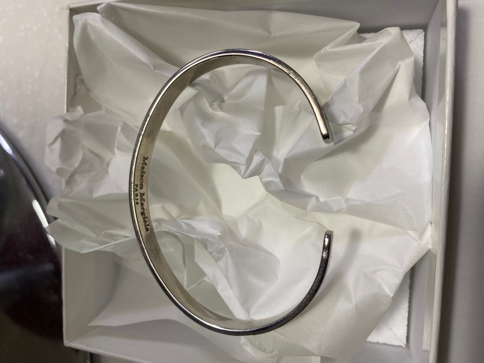 FW20 신상 메종 마르지엘라 넘버링 팔찌 m 팝니다