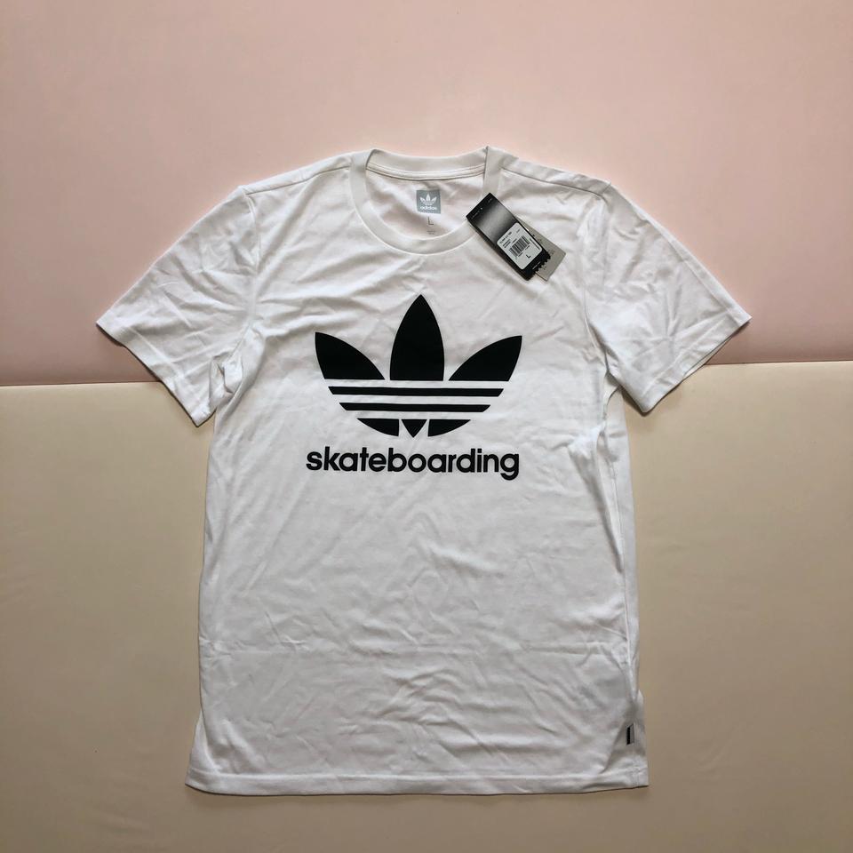 [L]아디다스 오리지널 트레포일 스케이트보딩 반팔티