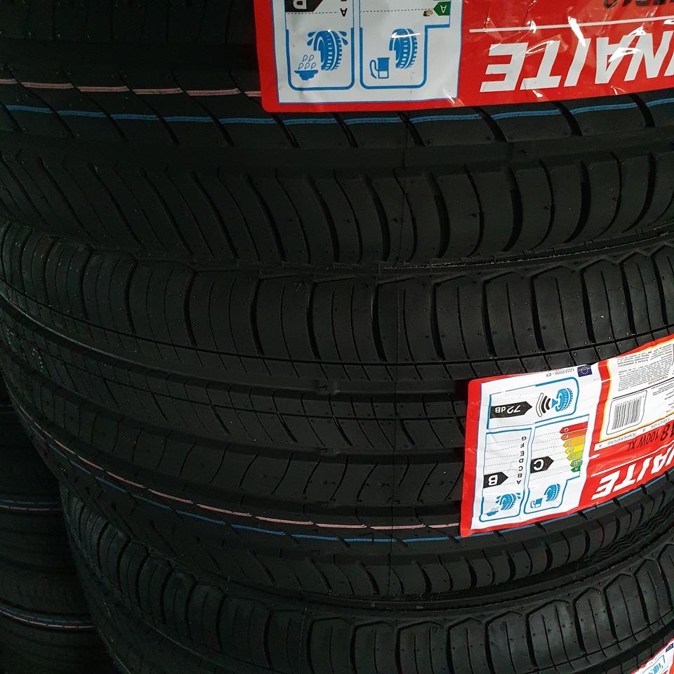 245 45 18  안나이트  일본요코아마 oen 수입타이어