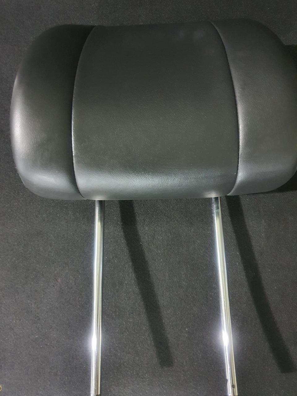 신형에쿠스VI 헤드레스트 판매합니다