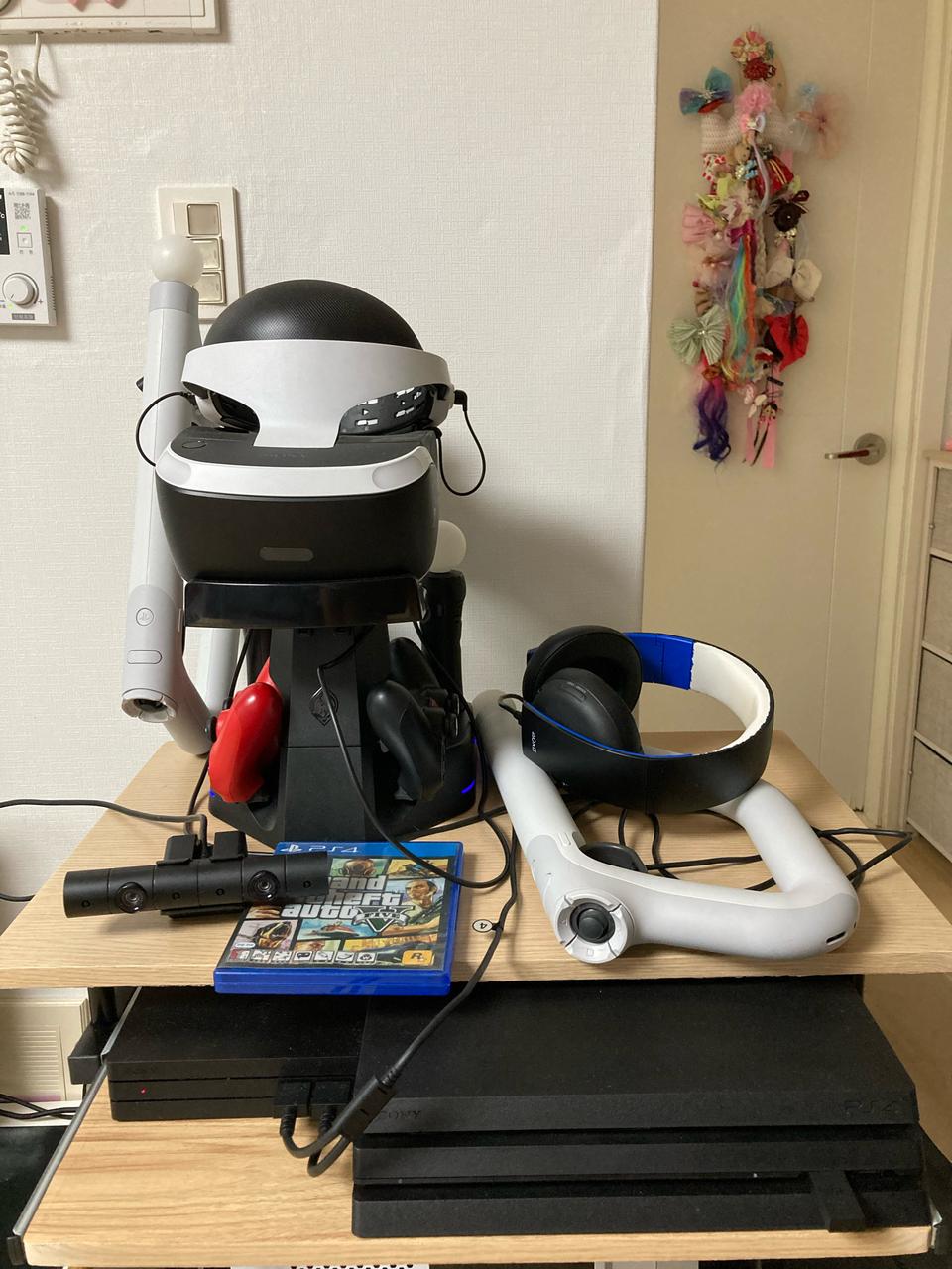 플스4 PRO + PS VR 3번세트 추가구성품들 일괄 판매 합니다