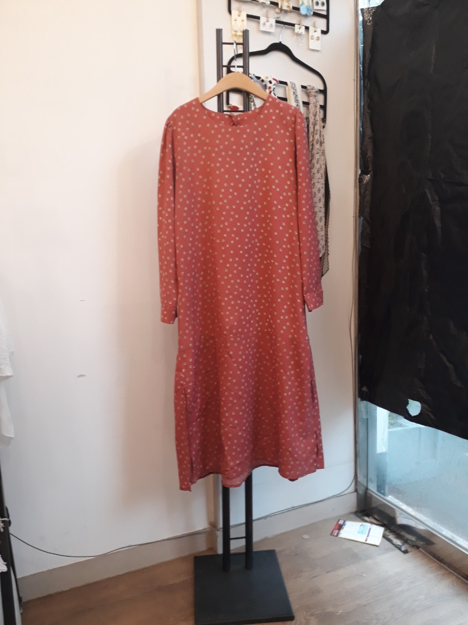 잔땡땡이 원피스 베이지 핑크