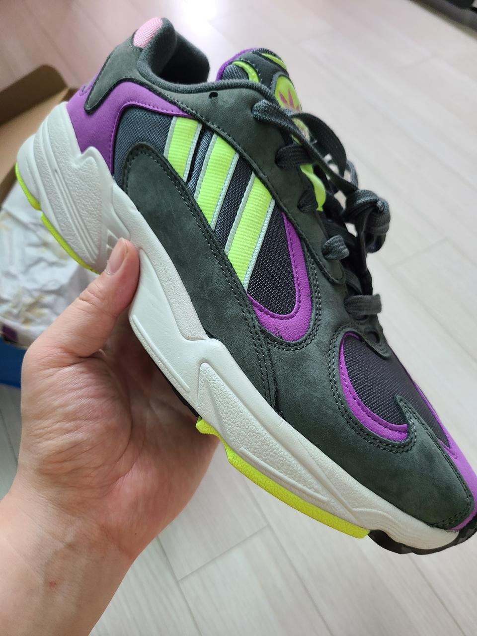 아디다스 영원 퍼플