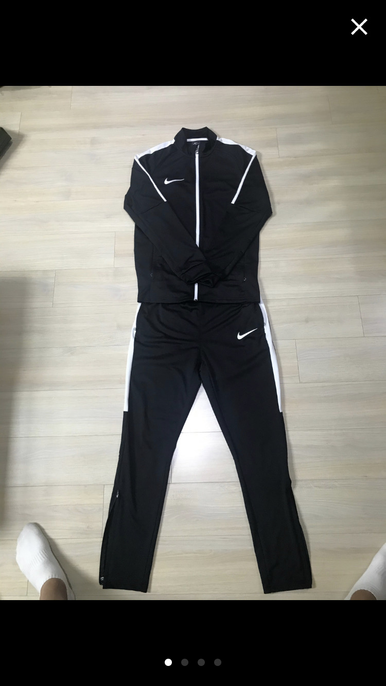 나이키 드라이 아카데미 세트 블랙m(새상품)