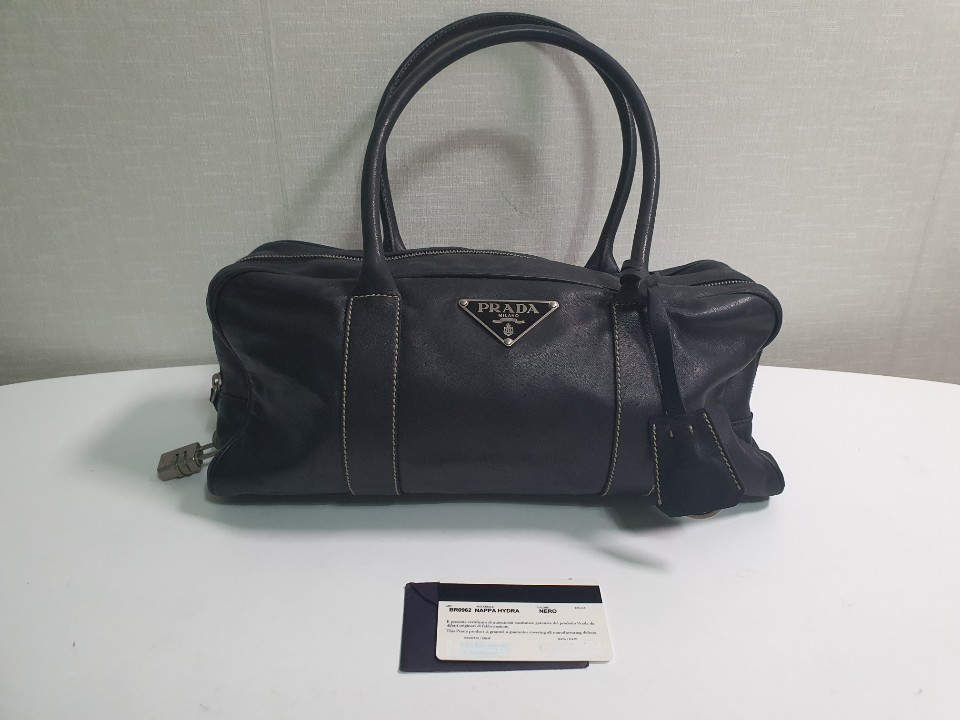 [퓨퓨휘님 결제용] [정품] 프라다 볼링백 (토트백) 