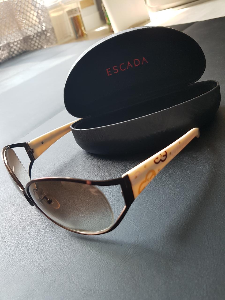 에스까다 선글라스