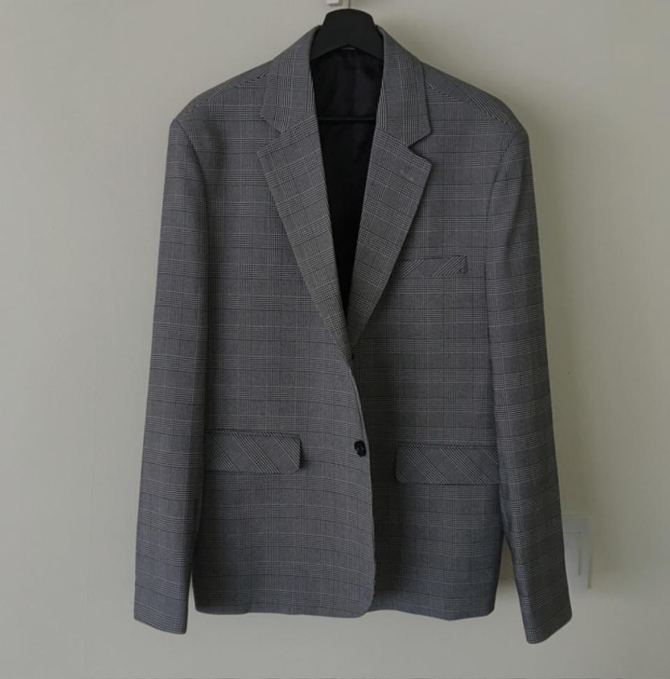 어썸피스 체크블레이져