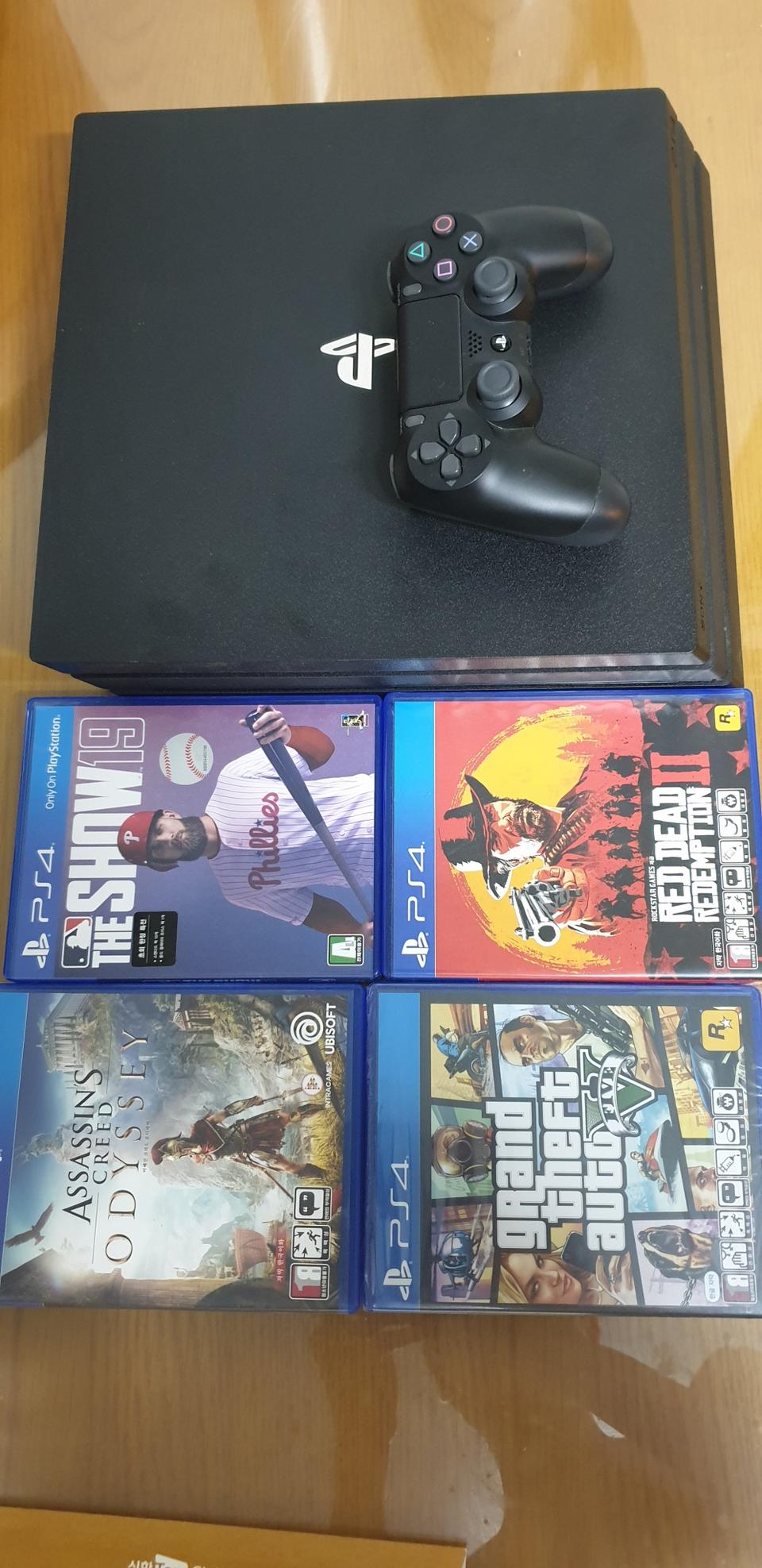 플스4 프로 팝니다