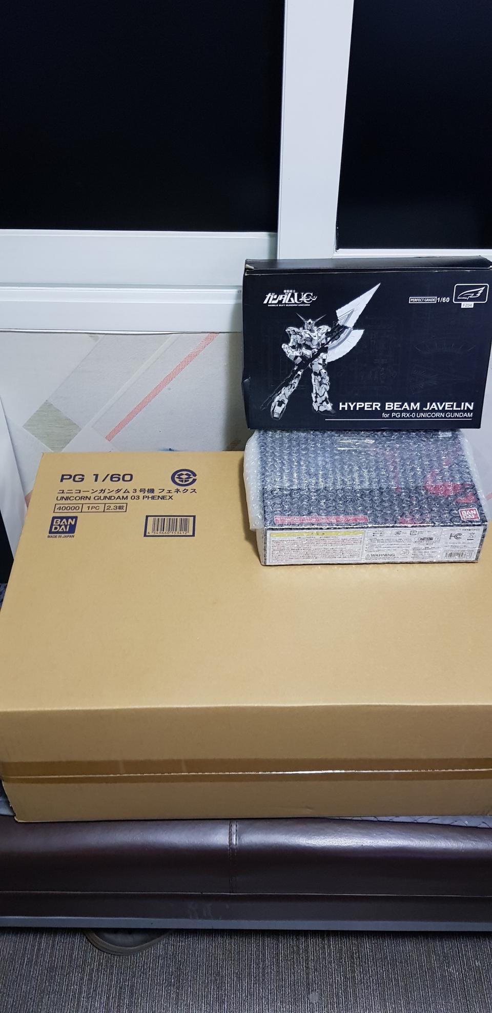 PG 페넥스(1차분)카툰박스LED정품 팝니다