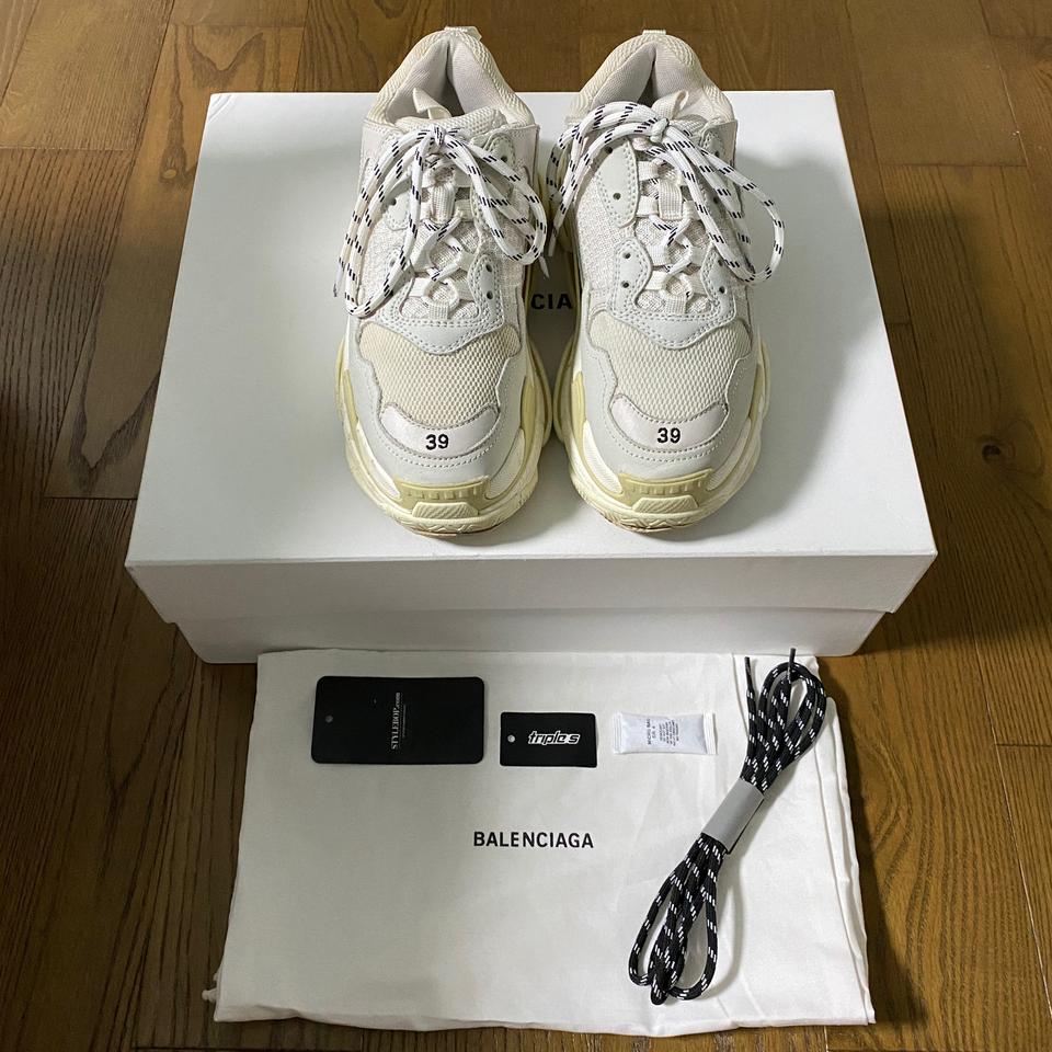 [39] 발렌시아가 트리플S 18FW 트리플 화이트