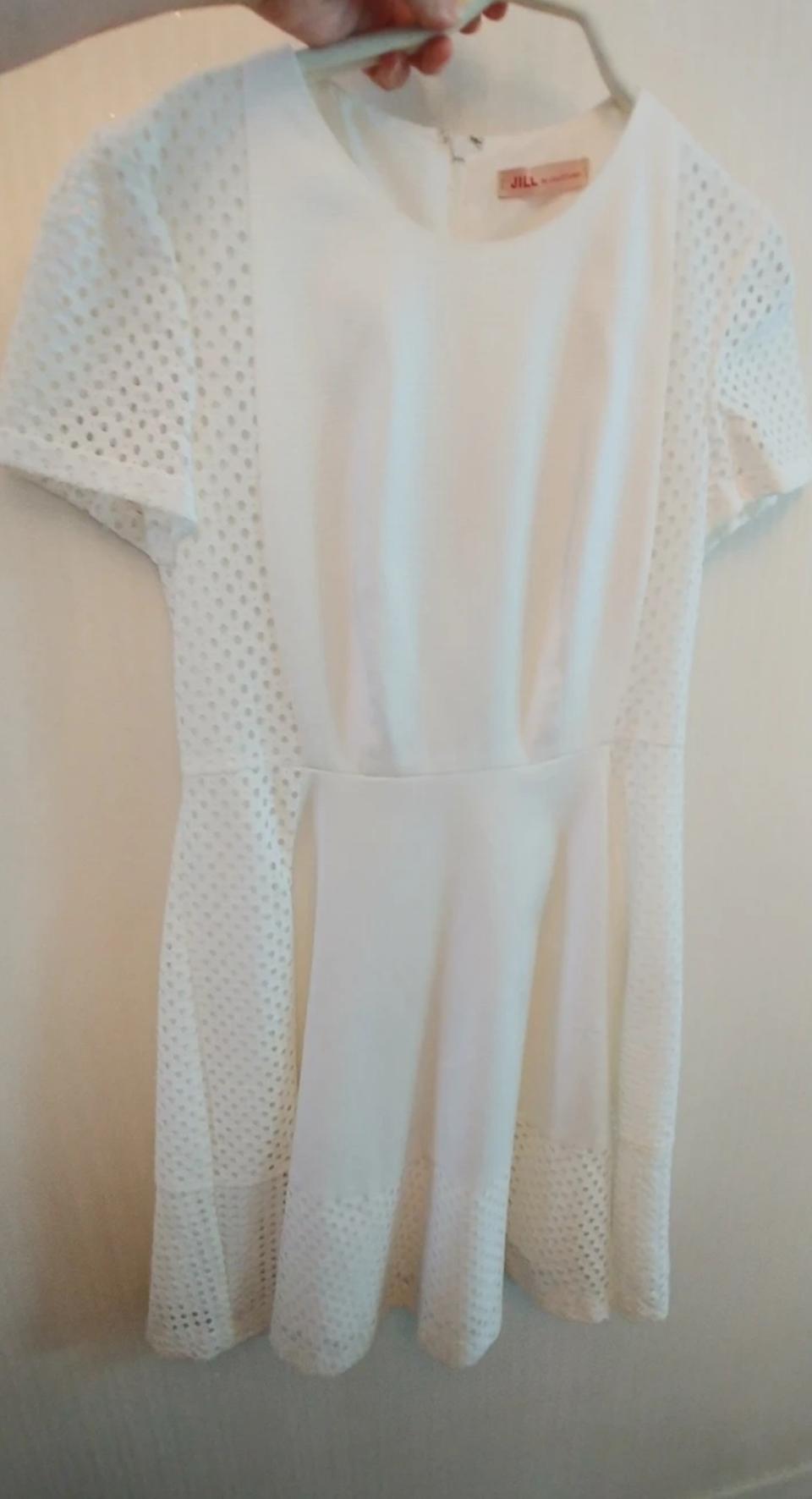 질스튜어트 펀칭원피스