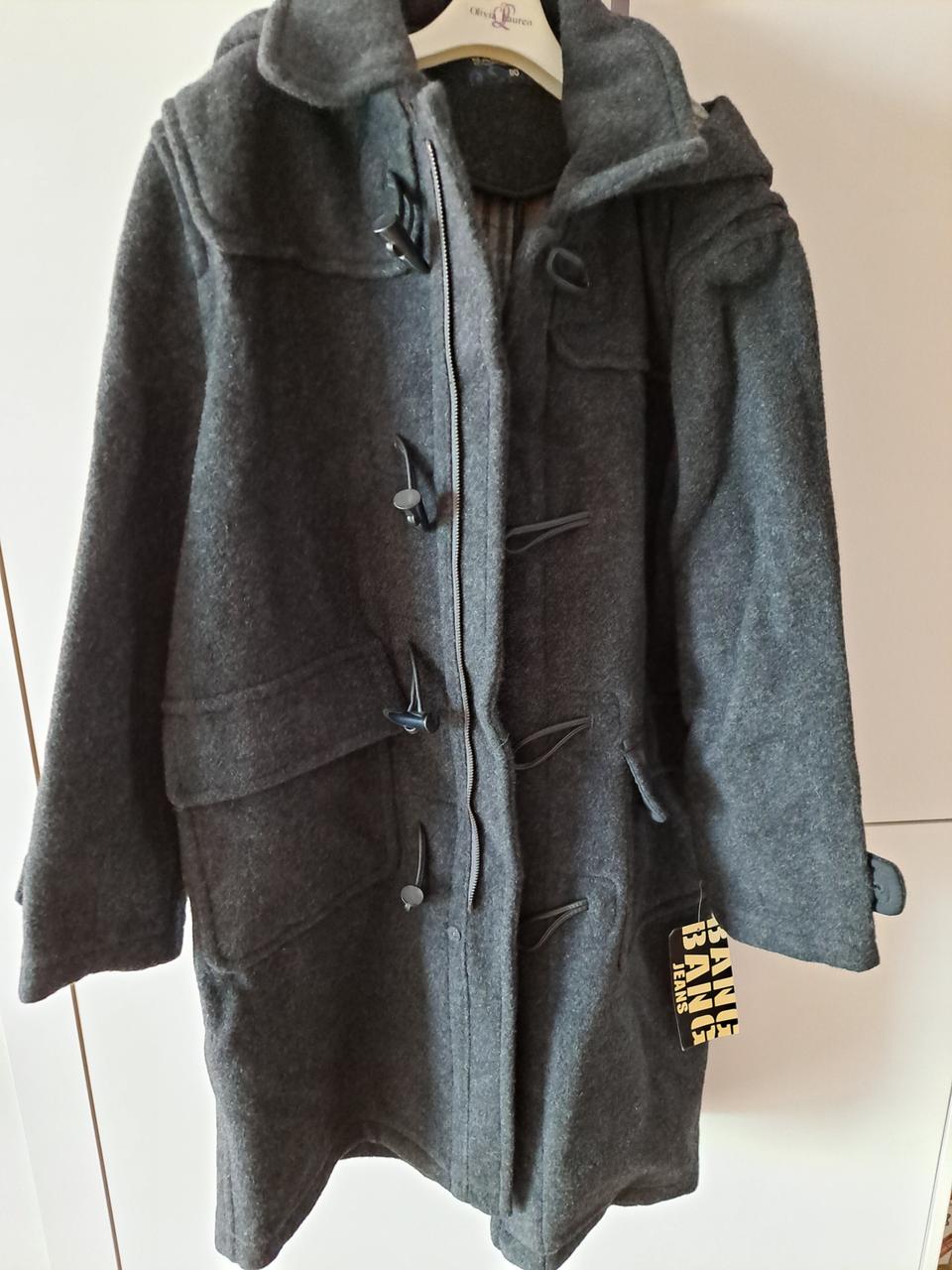 뱅뱅 떡볶이 코트 새 옷 팝니다