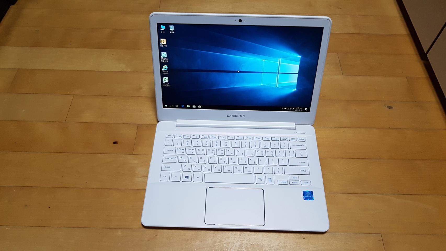 삼성 아티브북9 초경량 노트북(6세대, SSD, 윈10, 엑셀)