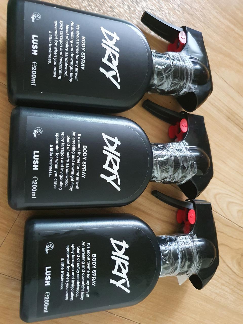 러쉬 더티 스프레이 판매합니다. (2개 남았습니다)