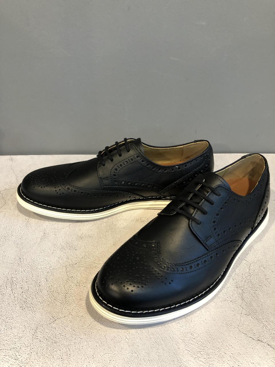 블랙 윙팁 천연소가죽 수제 스니커즈.캐주얼화