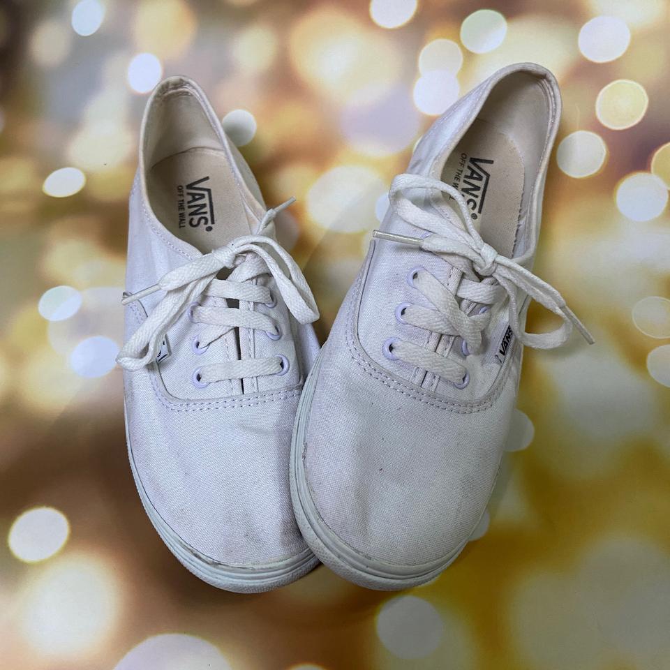 반스 어센틱 화이트