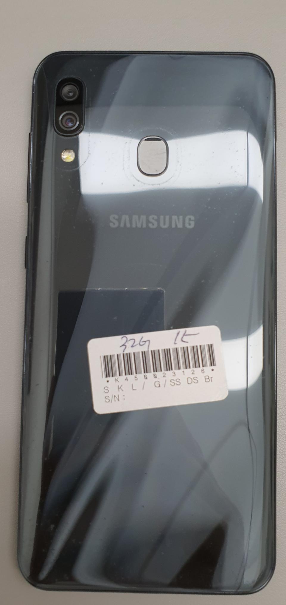 갤럭시A30 블랙 32G 판매합니다