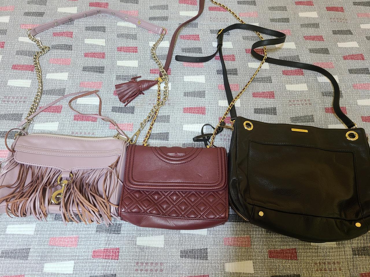 레베카 밍크오프 2개 토리버치 1개