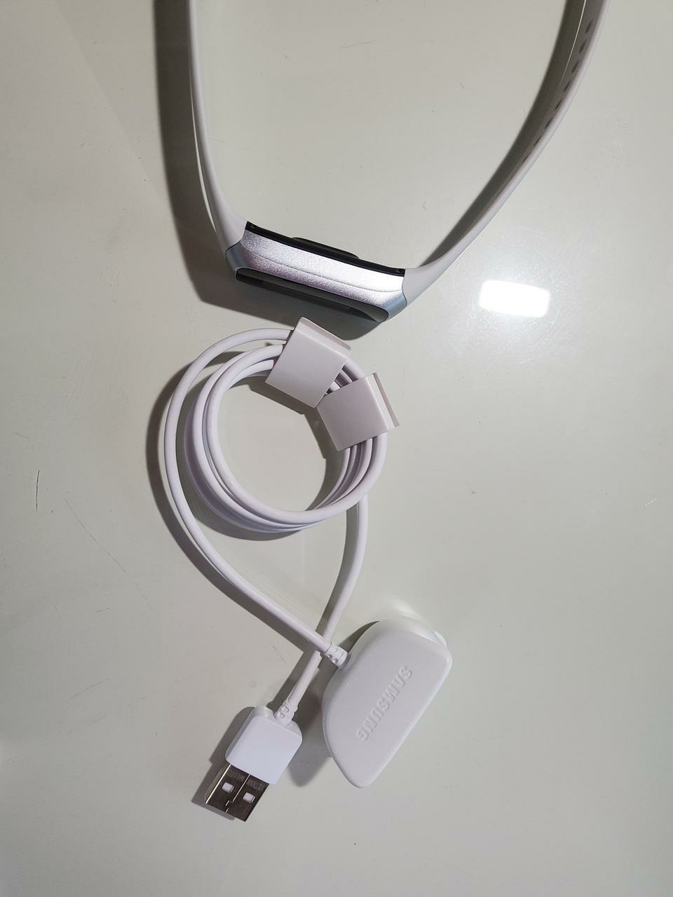 갤럭시핏 중고팝니다!