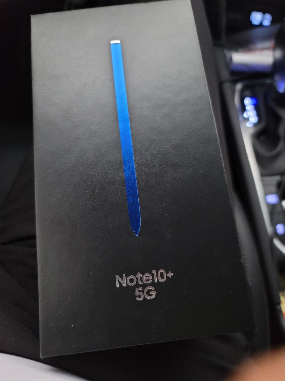 갤럭시노트10+거의새거  자급제용  팔아요.