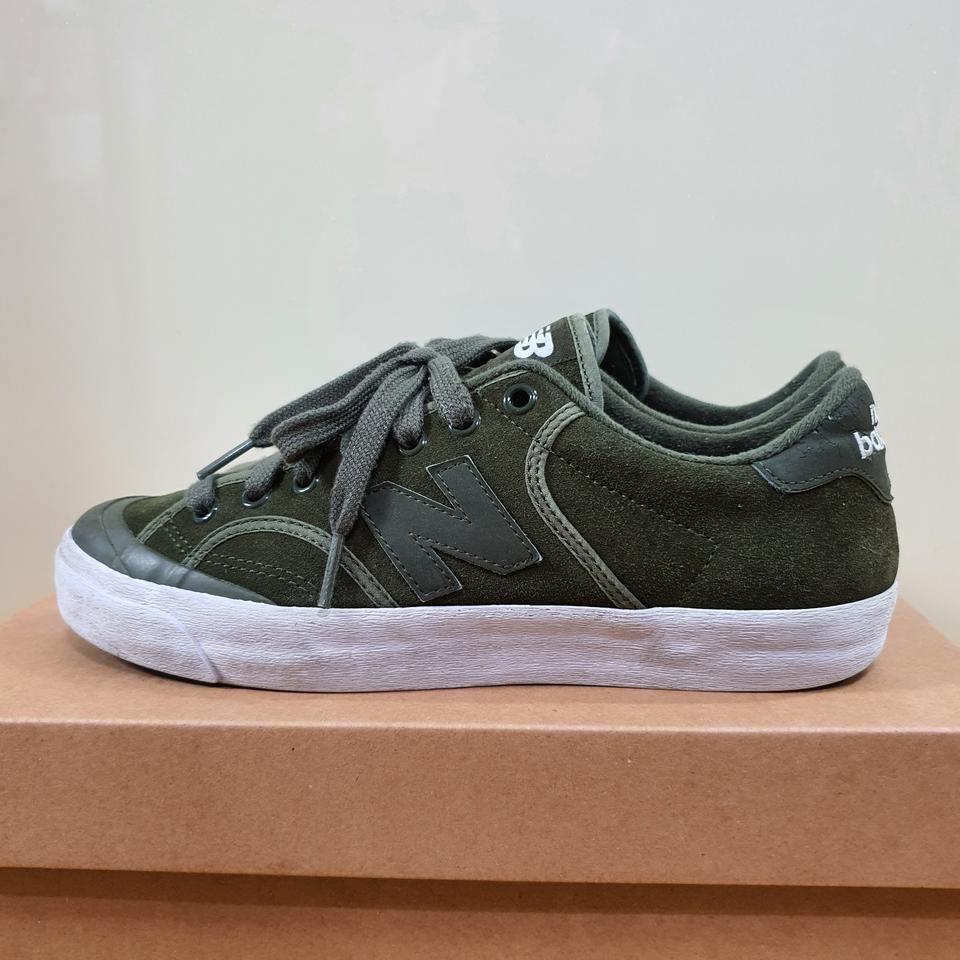 뉴발란스 정품250사이즈