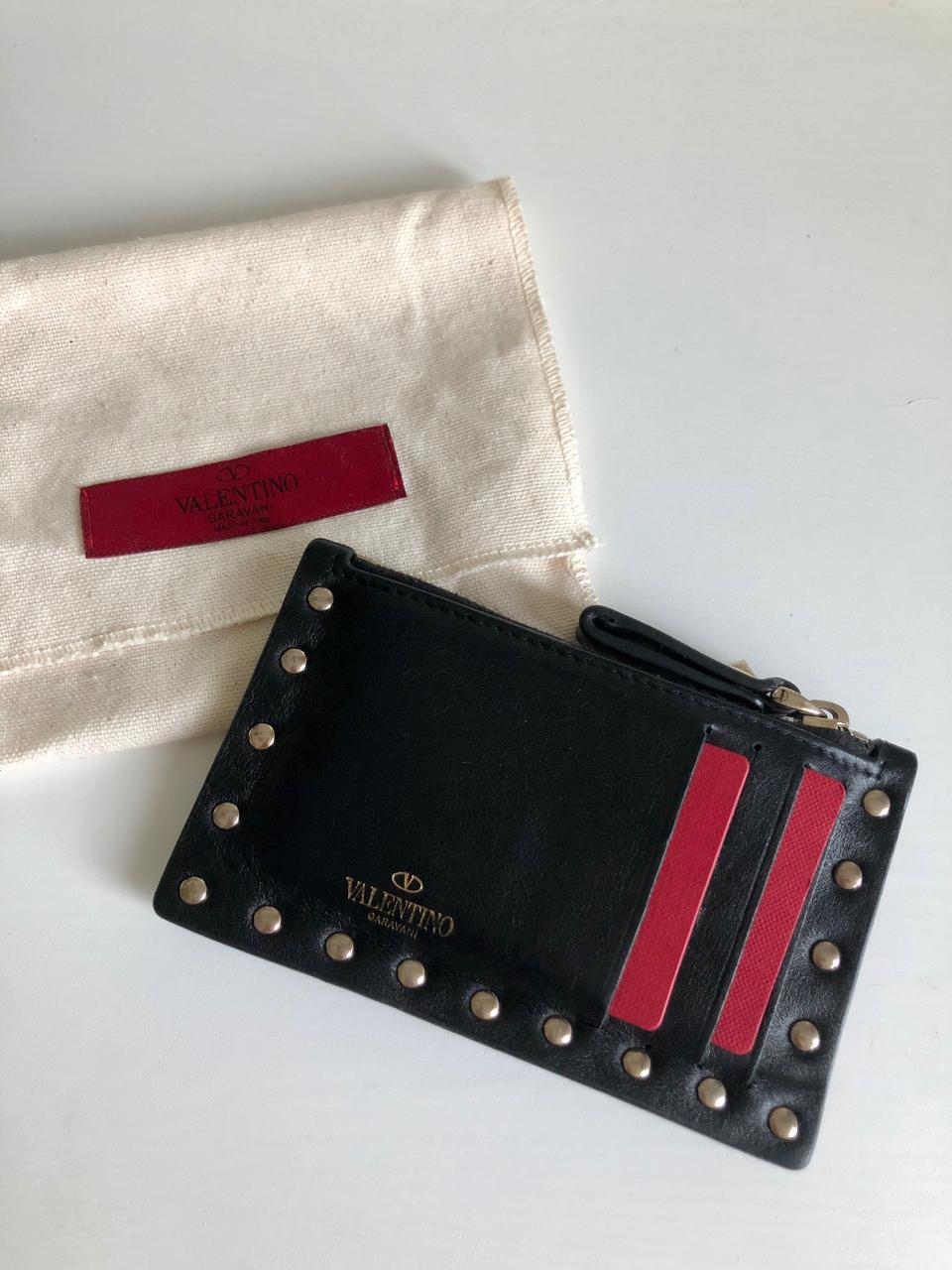 발렌티노 락스터드 카드지갑