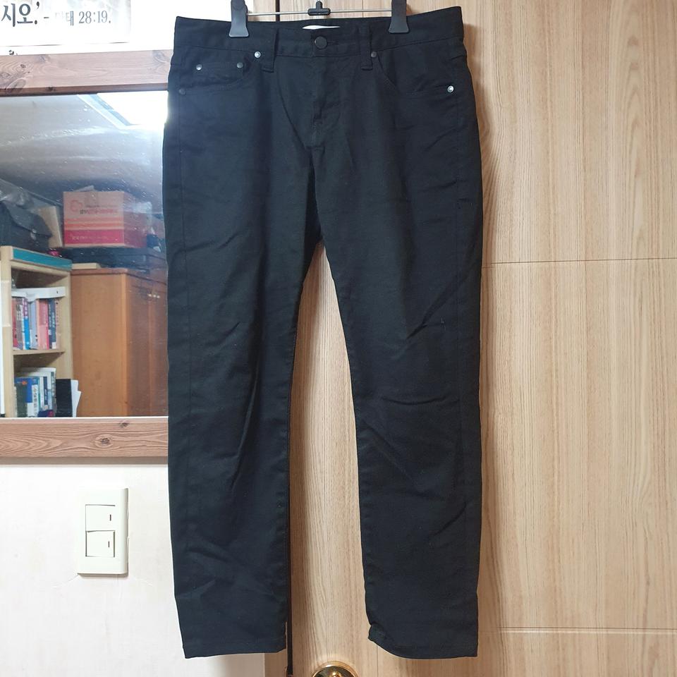 플랙 블랙진 커츠