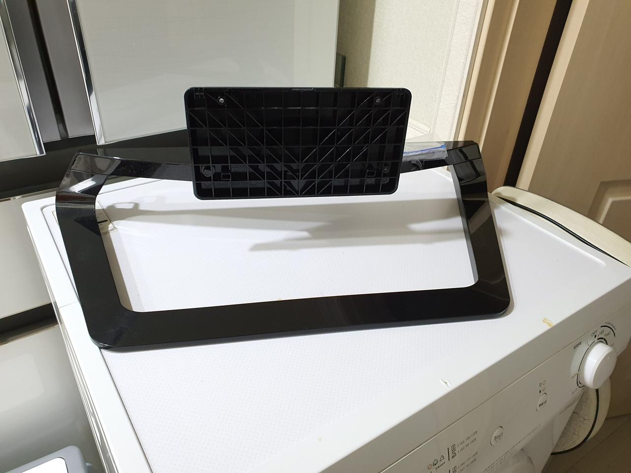 LG 47인치 TV 스탠드 (AD-47LM62)