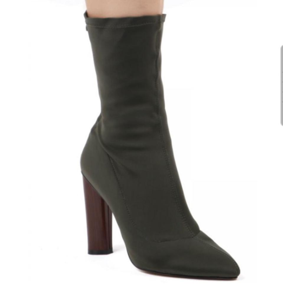 배드블러드)카키미들부츠