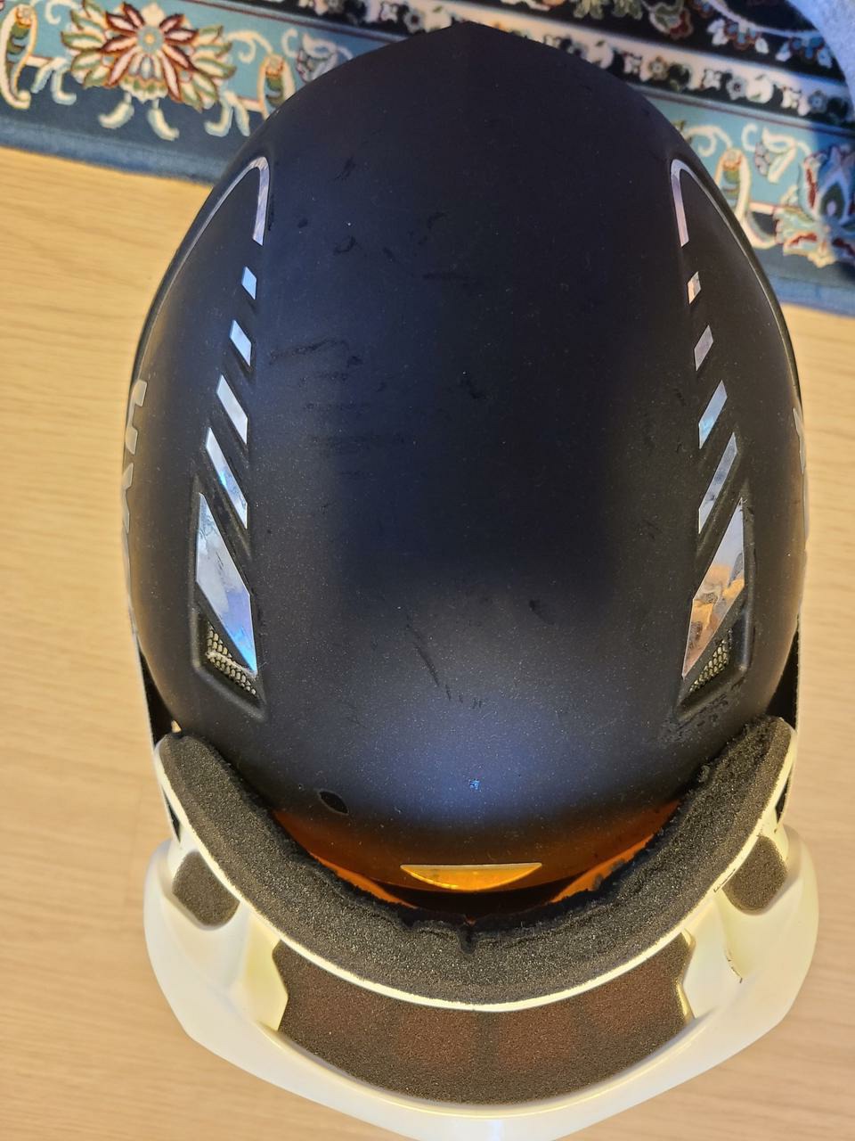 스키 헬맷, 고글