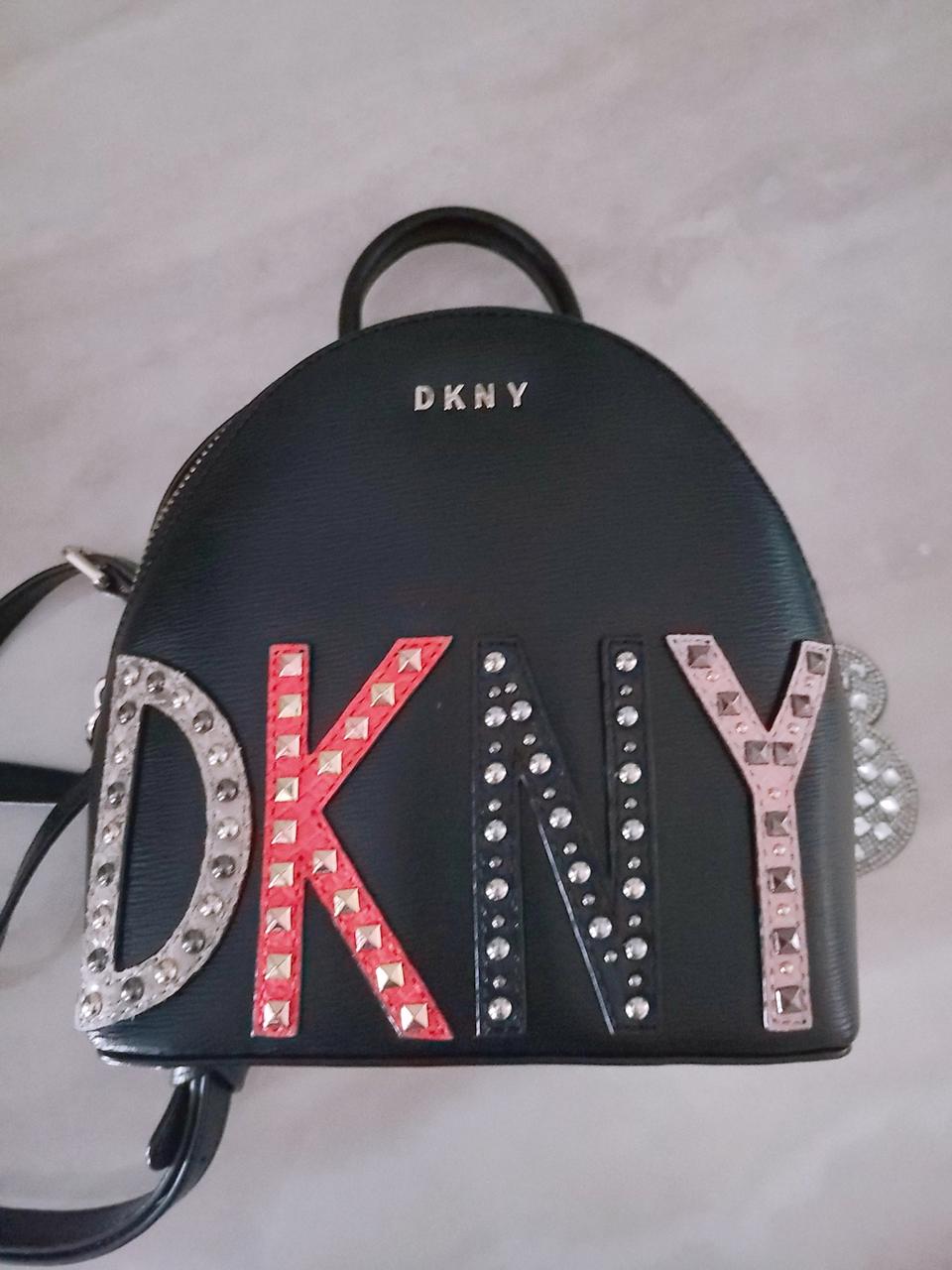 DKNY백팩