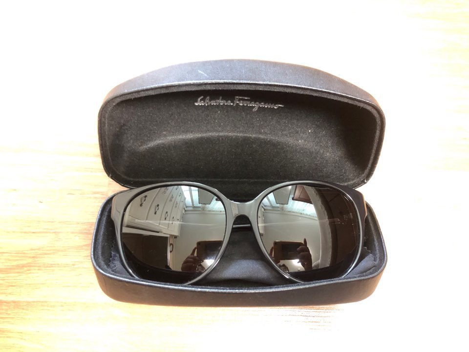 페라가모 선글라스