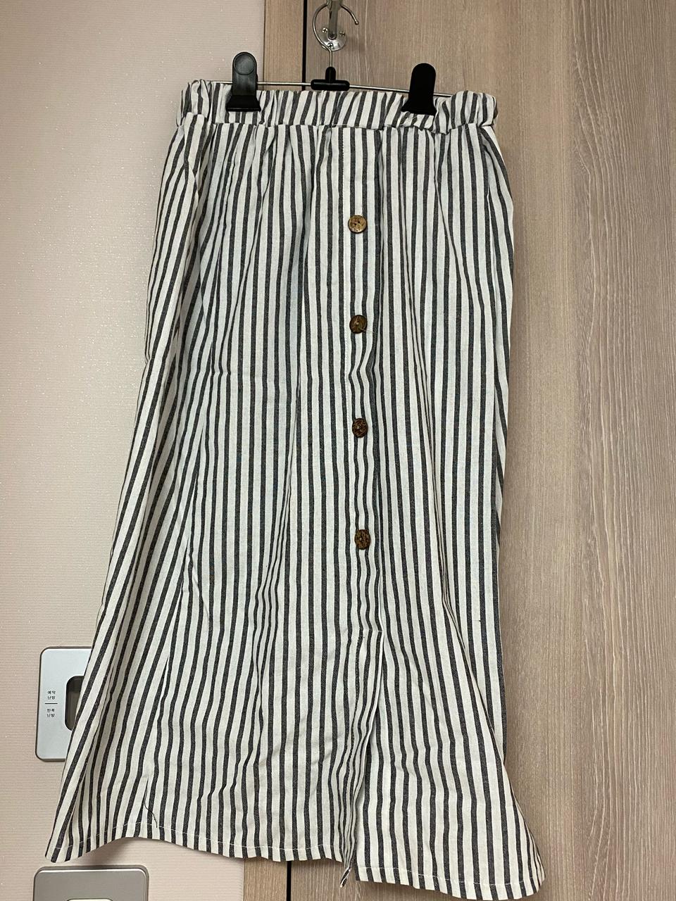 스트라이프 롱스커트