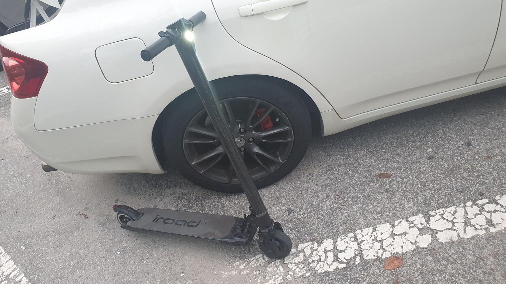 풀카본 경량 전동킥보드 아이로드 i7 최저가